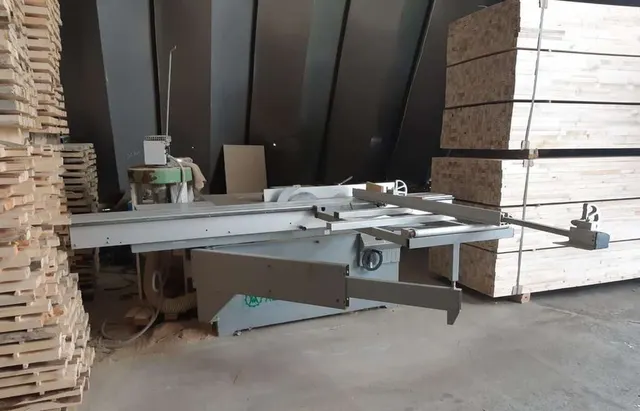 Форматно-раскроечный станок Altendorf C 90