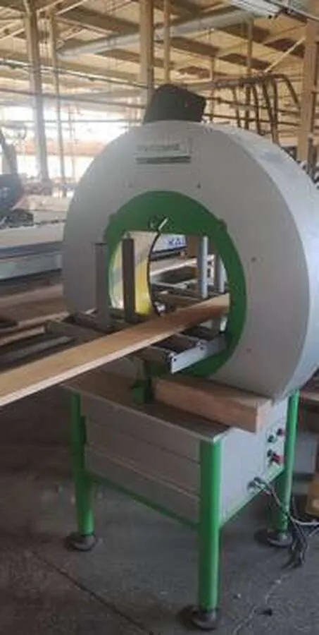 Упаковочная машина Plasticband Neleo 50 Испания
