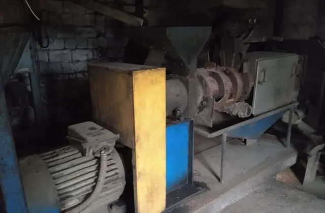 Промышленный маслопресс АМГОМ750
