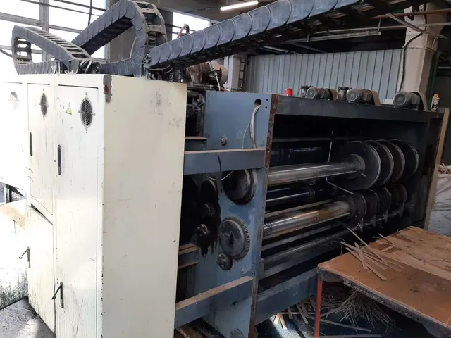 Просекательно-рилевочная машина BYKM II-1200x2000