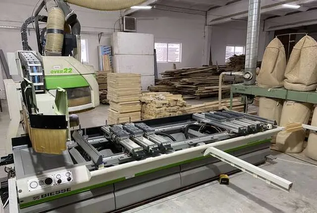 Обрабатывающий центр с ЧПУ Biesse Rover 22 ATS S1