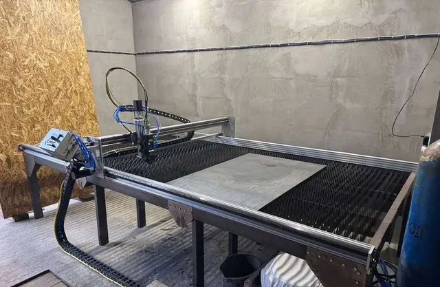 Станок для лазерной резки металла 1500W
