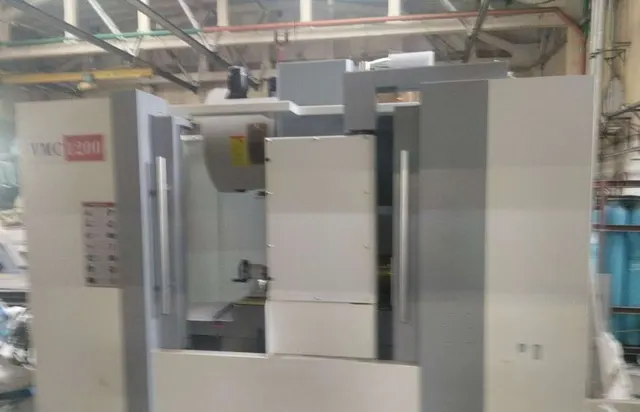 Фрезерный обрабатывающий центр VMC-1200