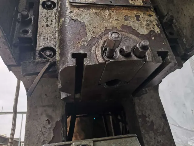 Пресс однокривошипный КД2128, 63 тонны