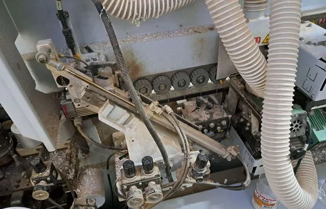 Кромкооблицовочный станок BRANDT KDN 210