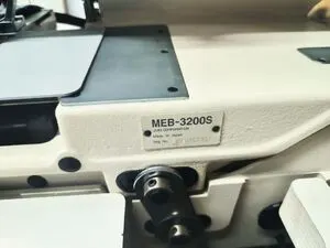 Петельная швейная машина Juki MEB-3200SS с глазком