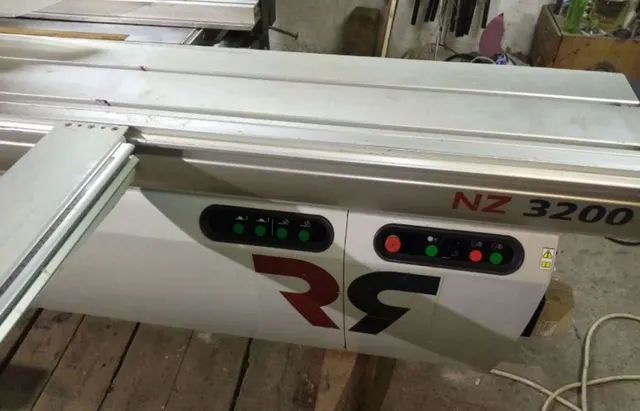 Форматно-раскроечный станок Robland NZ 3200