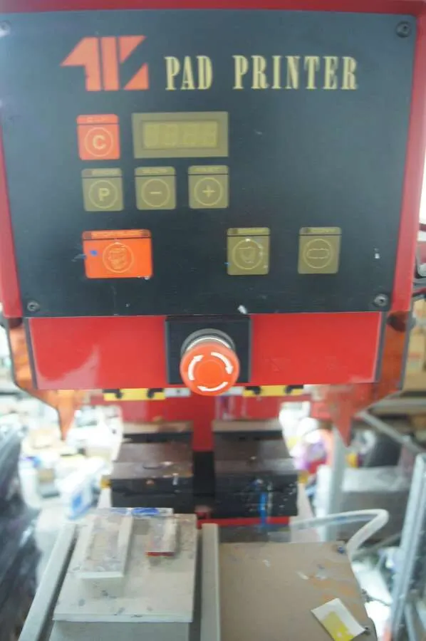 Двухкрасочный тампонный станок TIC-183SD LCD