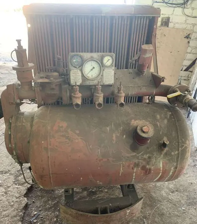 Компрессор винтовой ЗИФ -5,5 ШВ