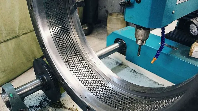 Линия для зенковки кольцевых матриц MLT-DJ550F