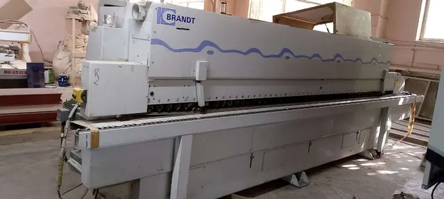 Кромкооблицовочный станок Brandt KDF 550