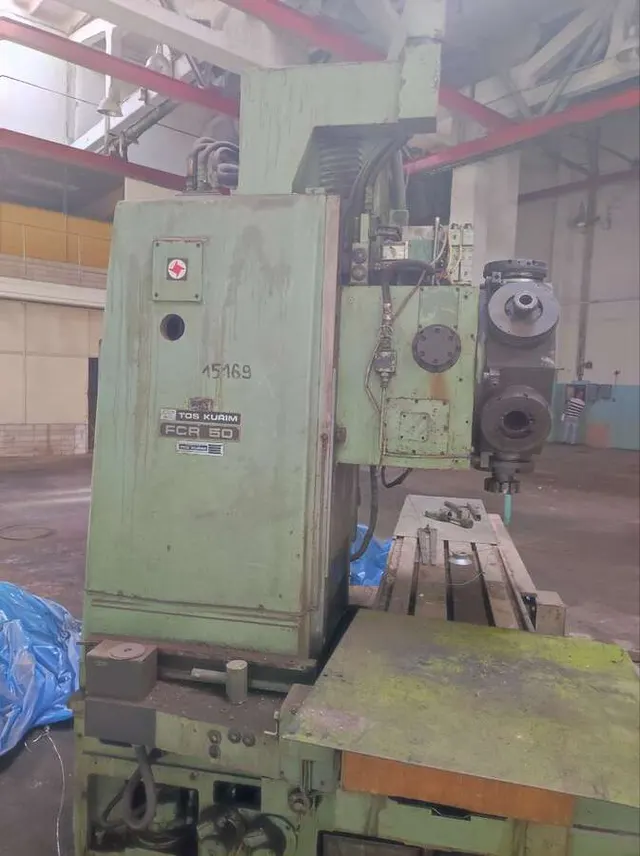 Фрезерный станок TOS FCR 50 с ЧПУ