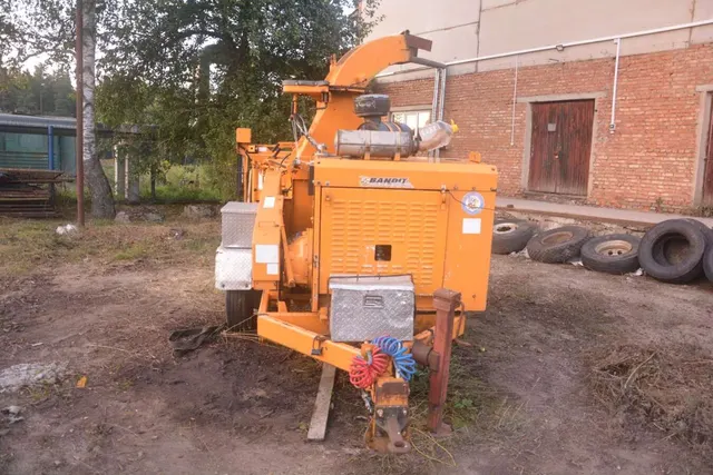 Измельчитель древесины Bandit 1540XP