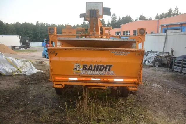 Измельчитель древесины Bandit 1540XP