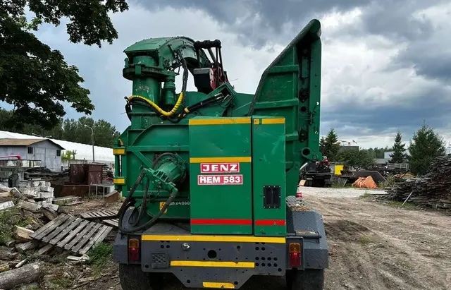 Рубительная машина JENZ HEM583Z c манипулятором
