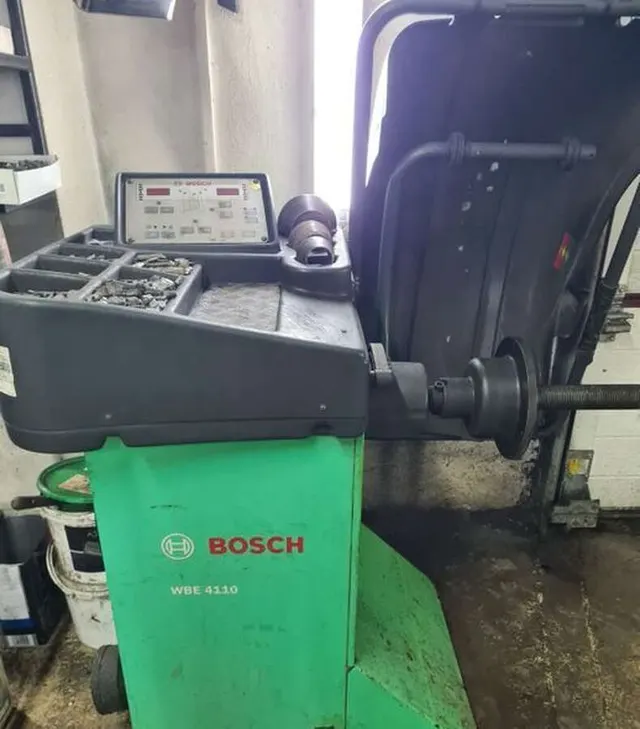 Балансировочный станок BOSCH WBE4110