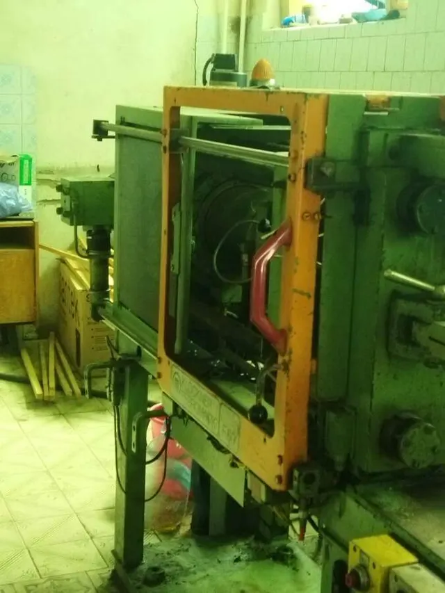 Станок для термовакуумной формовки пластика