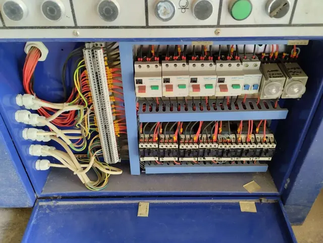 Кромкооблицовочный станок SIETRO 2.2
