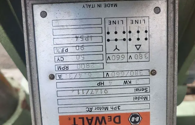 Пила радиальная DeWalt
