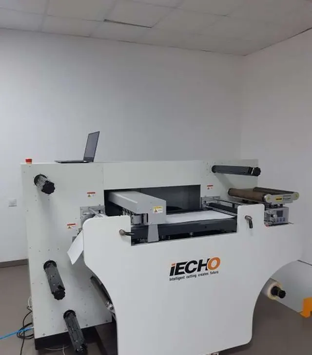 Станок для высечки этикеток IECHO RK-330