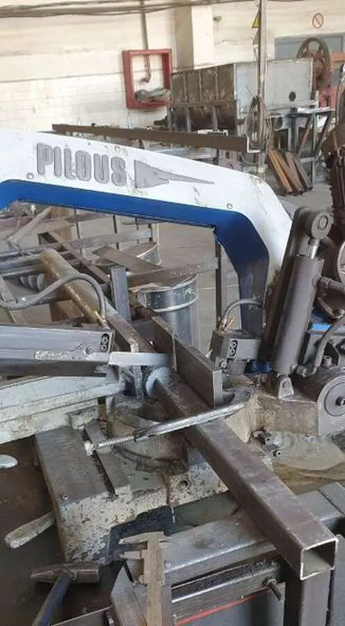 Ленточнопильный станок Pilous ARG 250 plus E