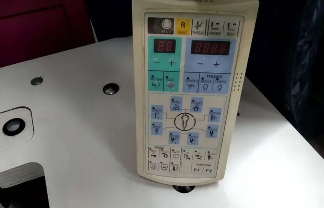 Петельная швейная машина Juki MEB-3200SS
