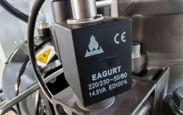 Винтовой компрессор IRONMAC IC 30/10 DIGI