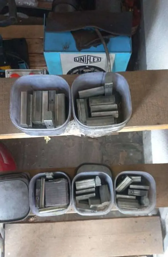 Опрессовочный станок Uniflex HM200