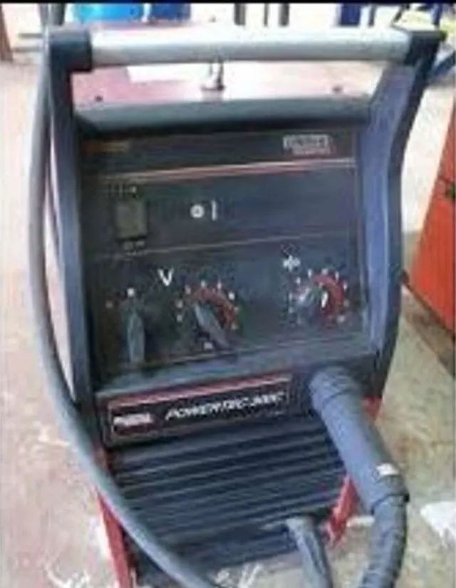 Сварочный полуавтомат Lincoln Electric POWERTEC 300C