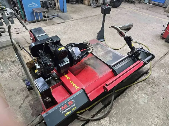 Шиномонтажный станок M&B DIDO 56A