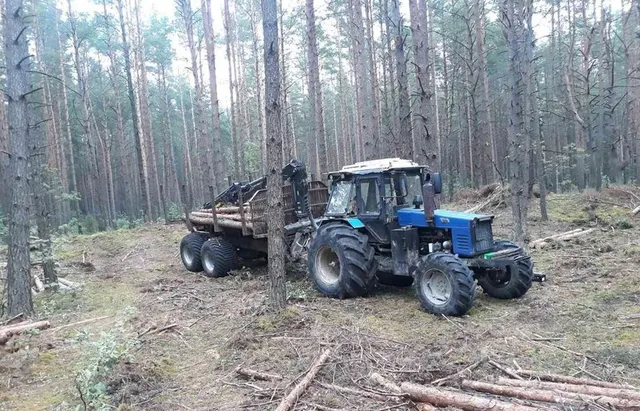 Форвардер МТЗ (BELARUS) 1221