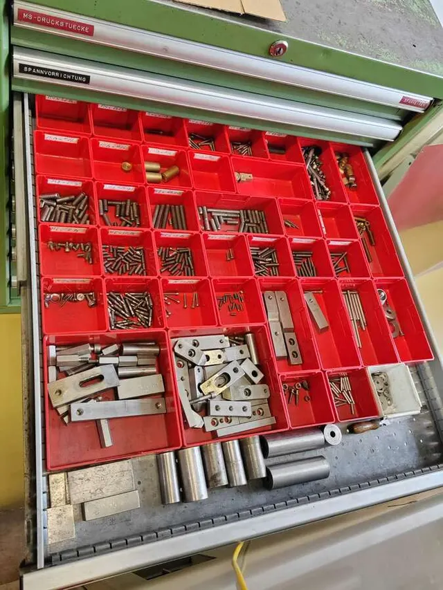 Электроэрозионный станок Mitsubishi FX20