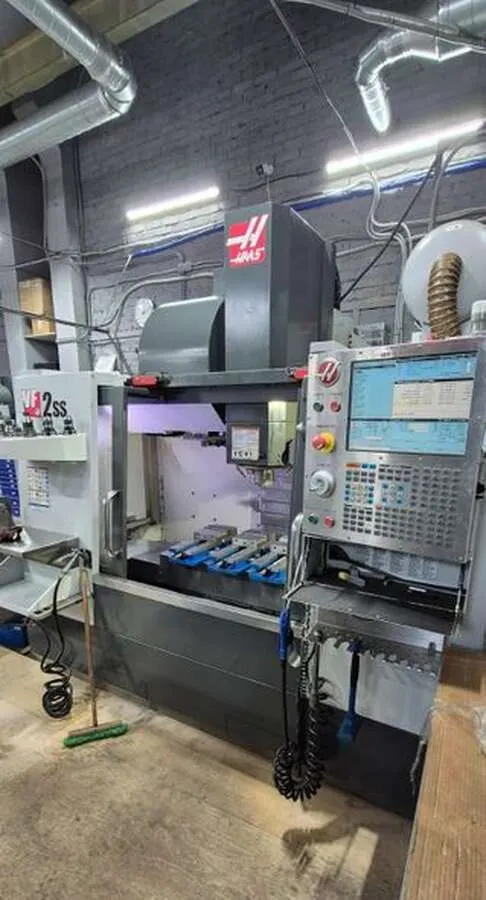Фрезерный обрабатывающий центр Haas VF-2SS с ЧПУ
