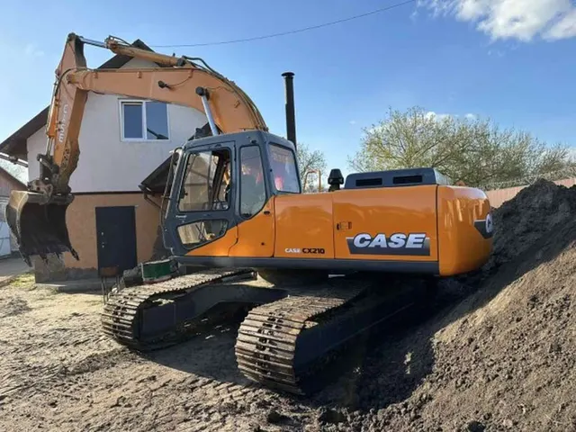 Гусеничный экскаватор CASE CX 210