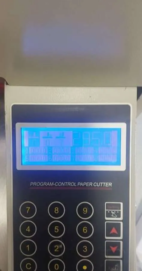Бумагорезательная машина Boway BW-520V