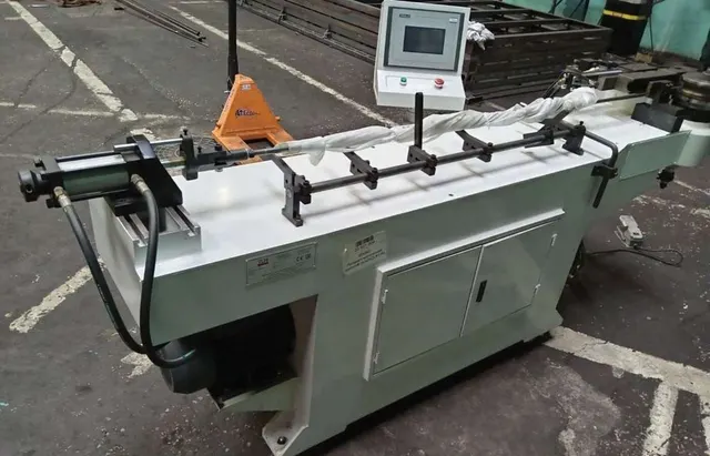 Трубогибочный станок IRONMAC IB-50NC