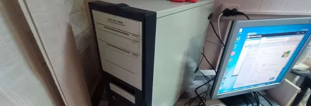 Плоттер с компьютером HP Designjet 800 (C7780B)