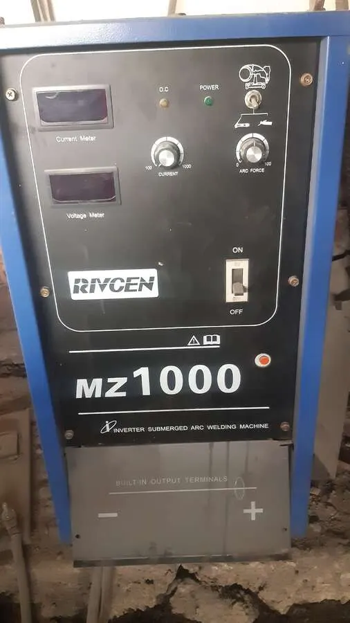 Трактор сварочный RIVCEN MZ1000