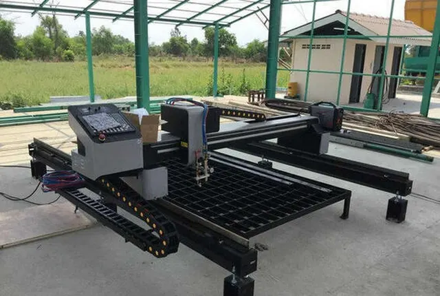 Портальная машина плазменной резки 2040G-ST