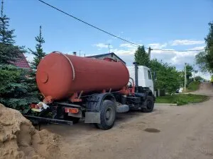 Вакуумная машина МАЗ 5336, 2010 г.в.
