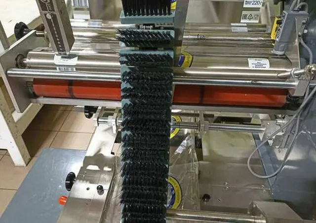 Горизонтальная упаковочная машина PROSTOR-600