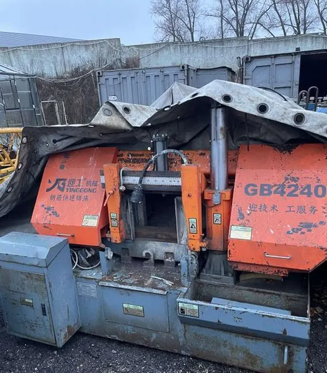 Станок ленточнопильный по металлу GB4240