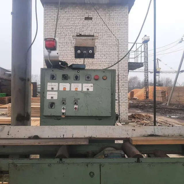 Станок для торцовки доски по длине WACO KS300V