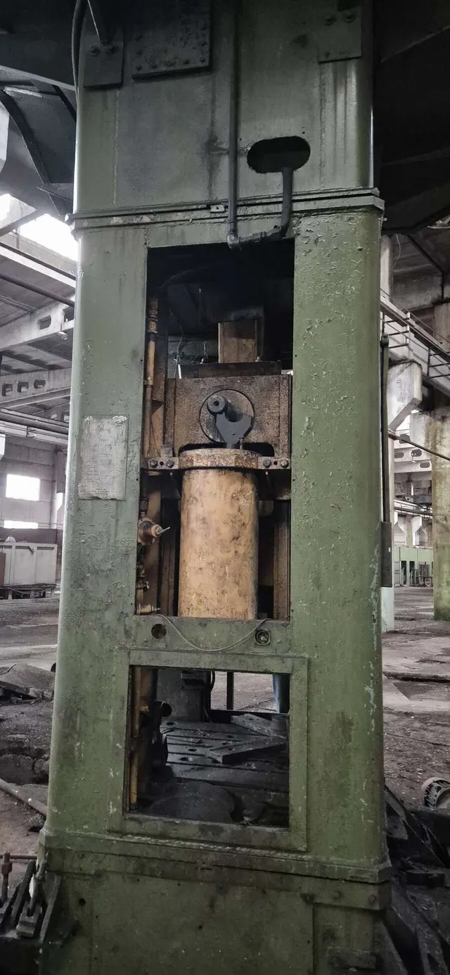 Пресс однокривошипный КВ2536, 40 тонн