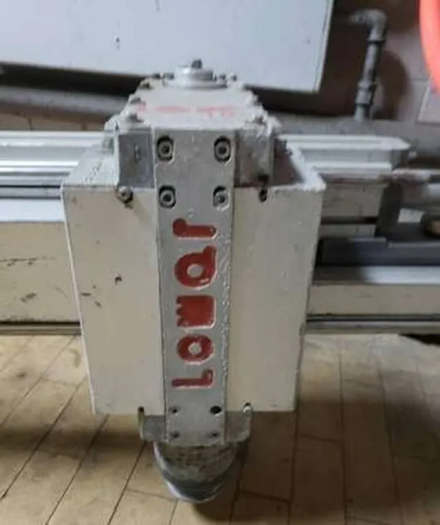 Раствороукладчик Lomar 106 (бетонноукладчик)