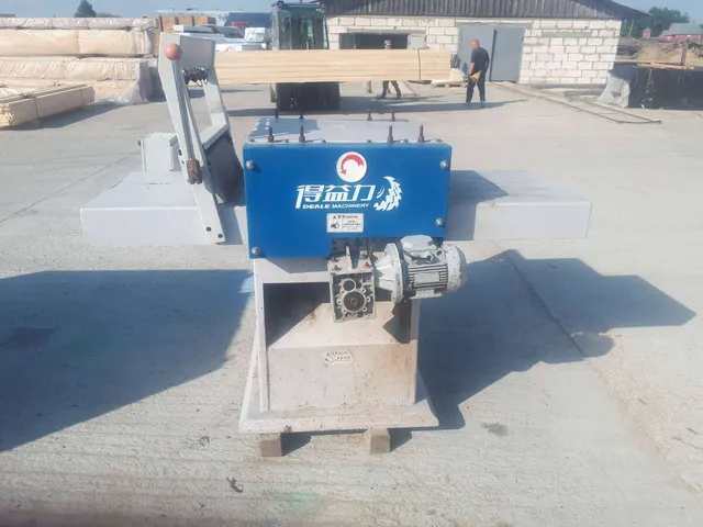 Многопильный станок DELI MJ-Q1-600-50-4D