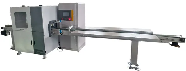 Автоматический торцовочный станок с оптимизацией по мелку HOLZMATIC TRV120