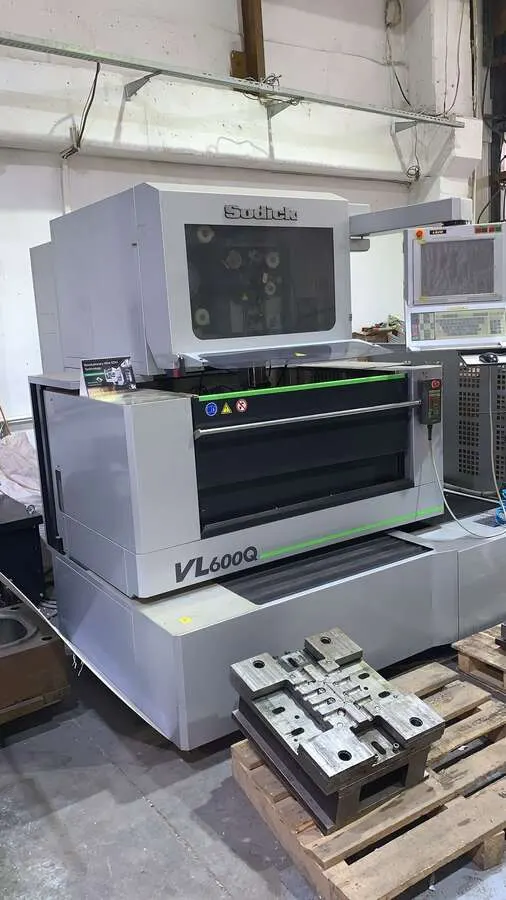 Станок электроэрозионный SODİCK VL 600Q с ЧПУ