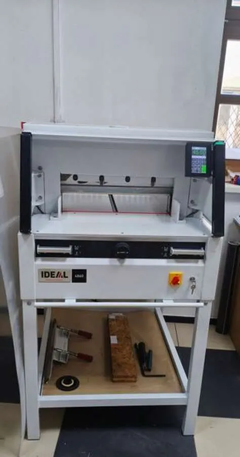 Резак для бумаги гильотинный IDEAL 4860