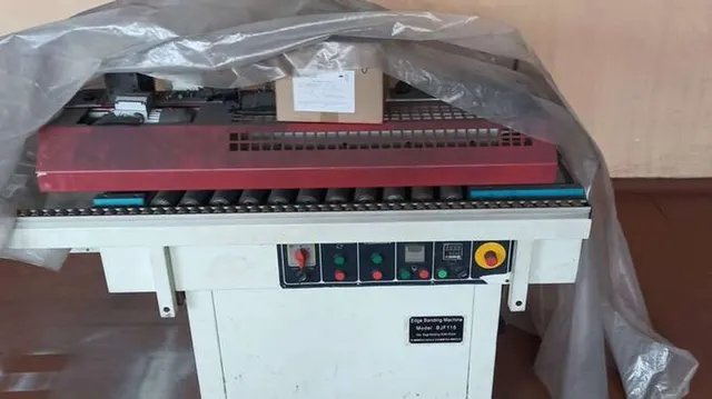 Кромкооблицовочный станок BJF-115